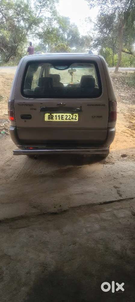 Chevrolet Tavera Neo 2010 Diesel Well Maintained