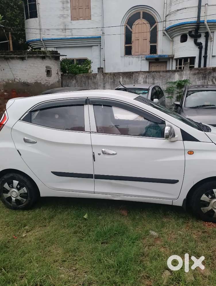 Hyundai Eon Era Plus 2017 Petrol Manual