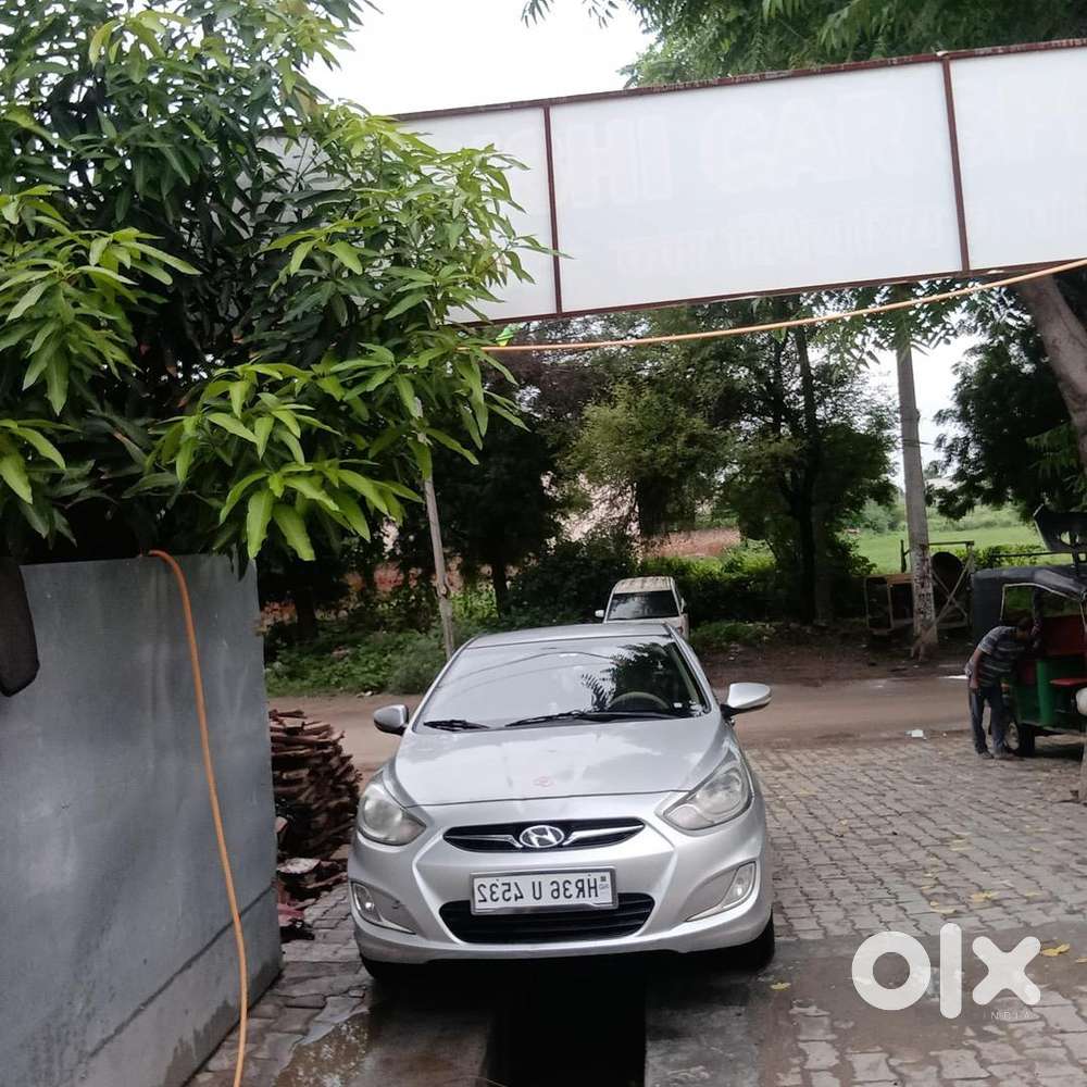 Hyundai Verna Petrol Well Maintained