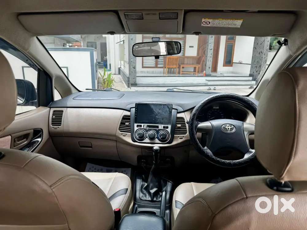 Toyota Innova Diesel 2015 2.5g E4 Bs4 8s