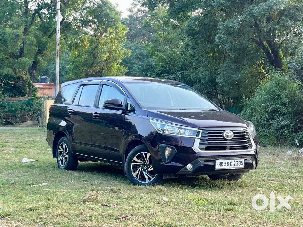 Toyota Innova Crysta 2.8 Gx At, 2020, Petrol