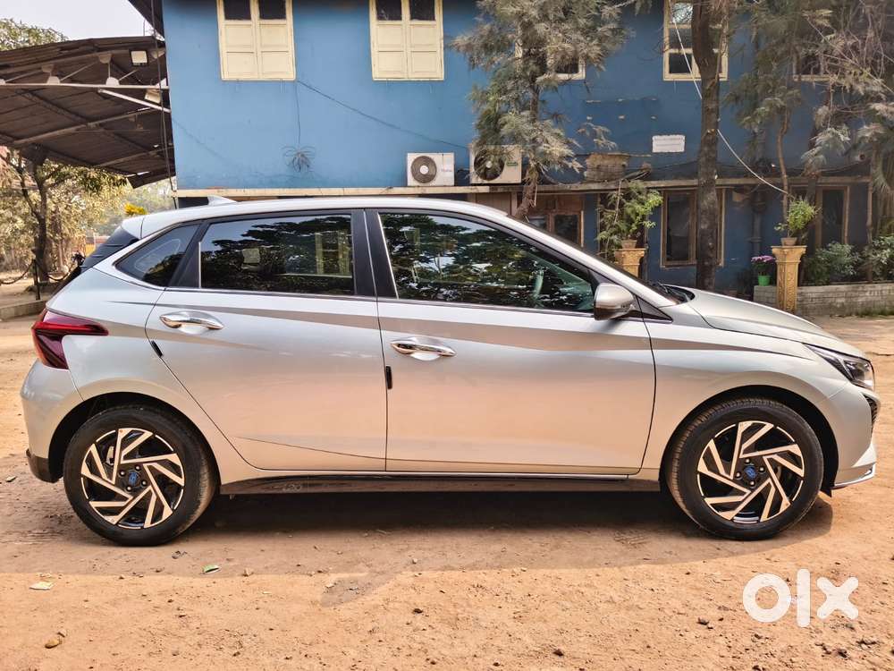 Hyundai I20 Asta (o) 1.2 Mt, 2024, Petrol