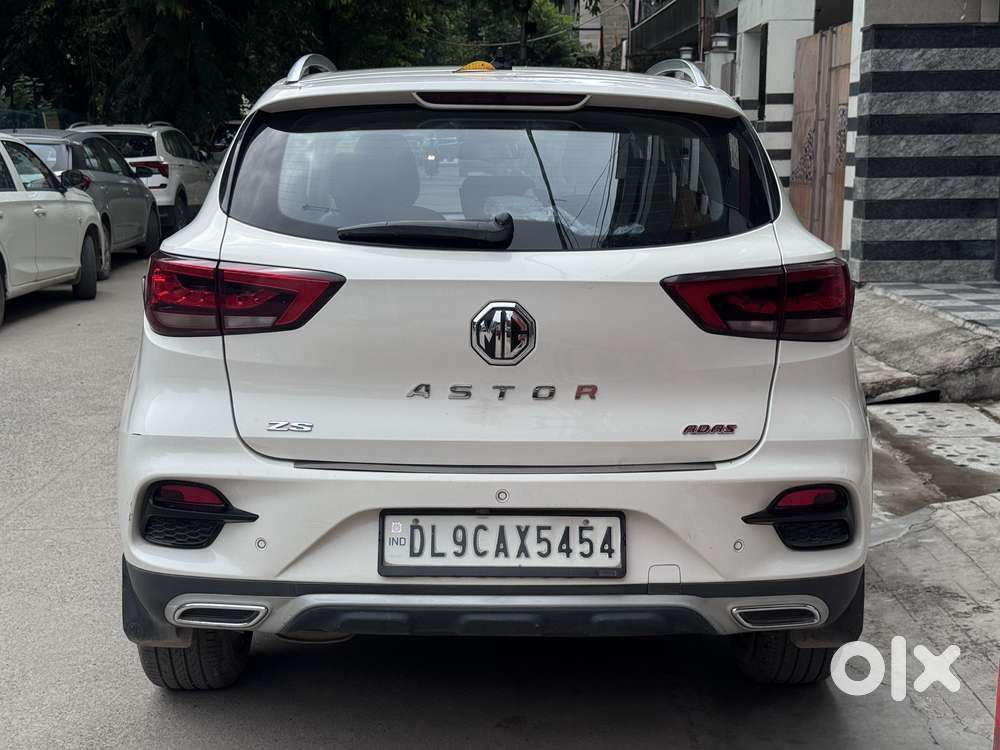 Mg Astor 1.5 Savvy Cvt S Red, 2021, Petrol