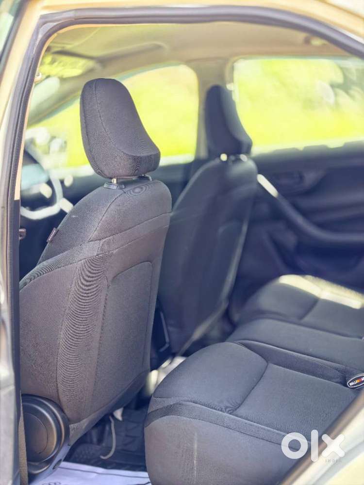 Tata Nexon 1.5 Revotorq Xt, 2024, Diesel