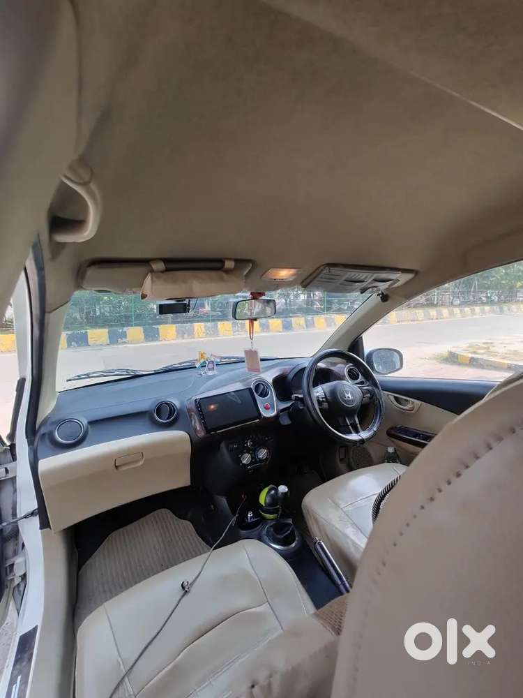 Honda Mobilio Diesel  Top Variant  Excellent Mileage  7 Seater