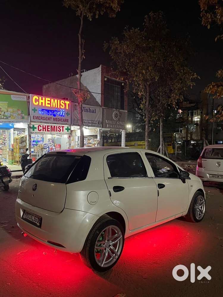 Fiat Grande Punto 2014 Diesel 90000 Km Driven