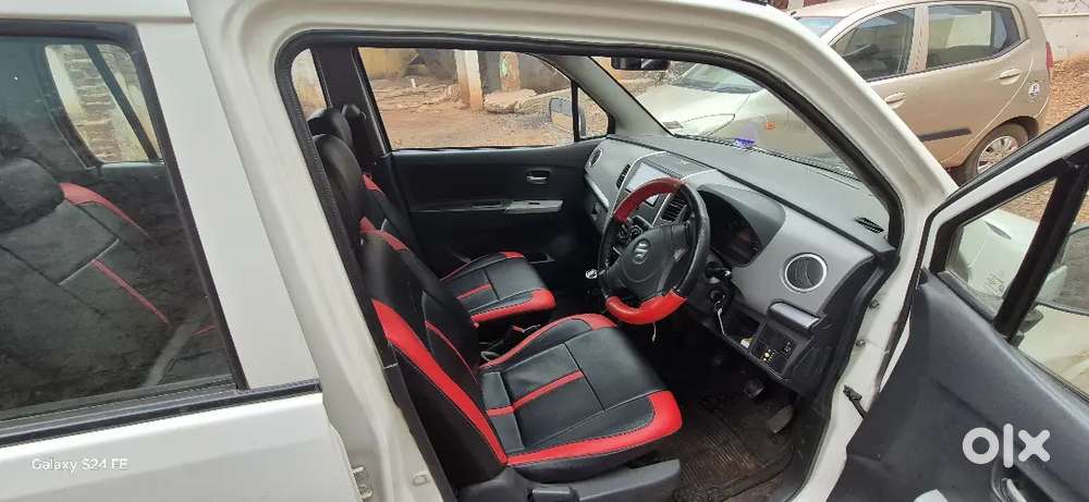 Maruti Suzuki Wagnor R 2011 Model Petrol + Lpg Company Fitted