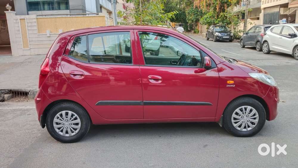 Hyundai I10 Sportz, 2016, Petrol