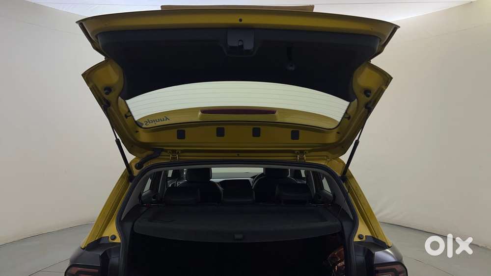 Volkswagen Taigun Gt Plus 1.5 Mt (electric Seats), 2022, Petrol