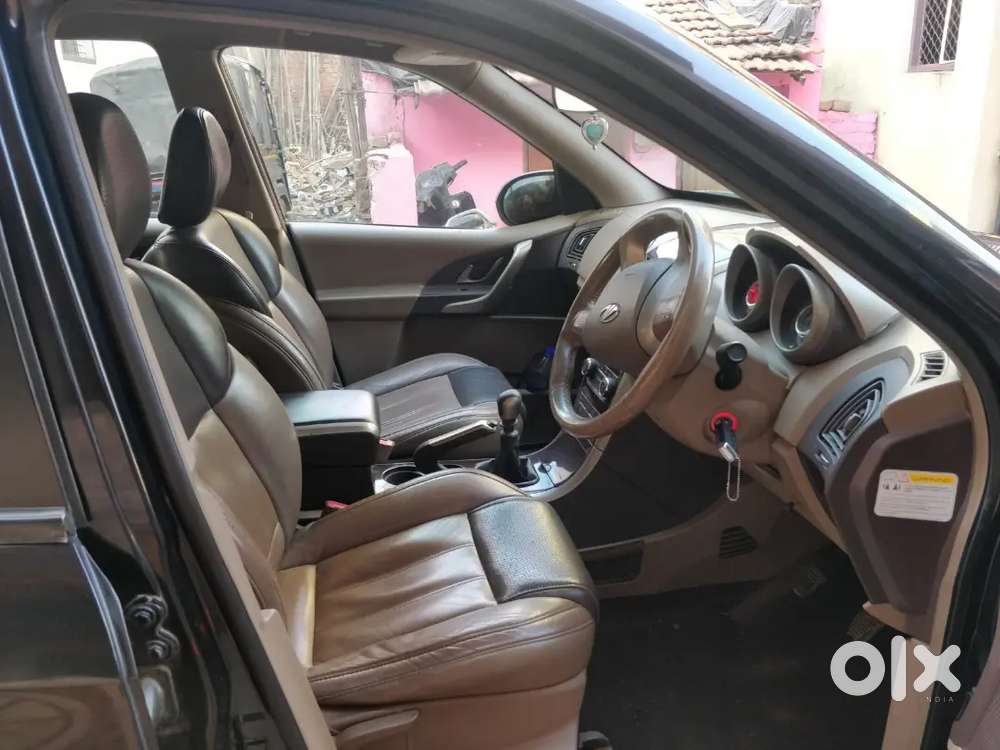 Mahindra Xuv500 November 2014 Diesel 77000 Km Driven