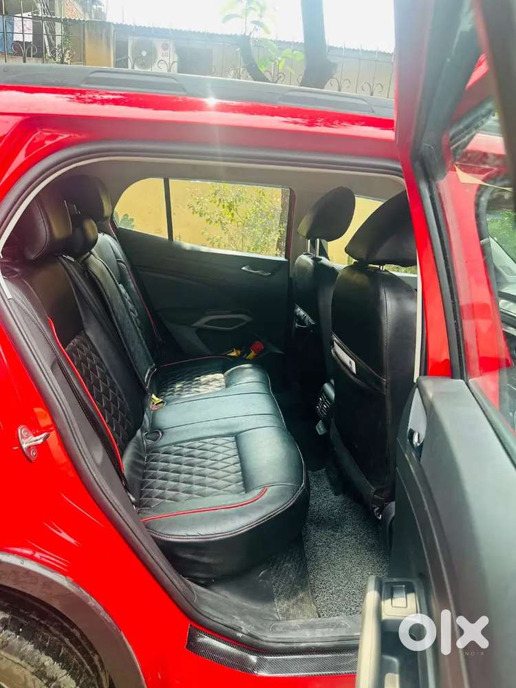 Skoda Kylaq 2025 Petrol 6000 Km Driven
