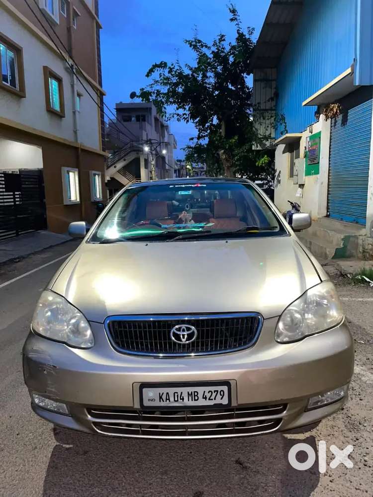 Toyota Corolla H3 2005 Km Driven