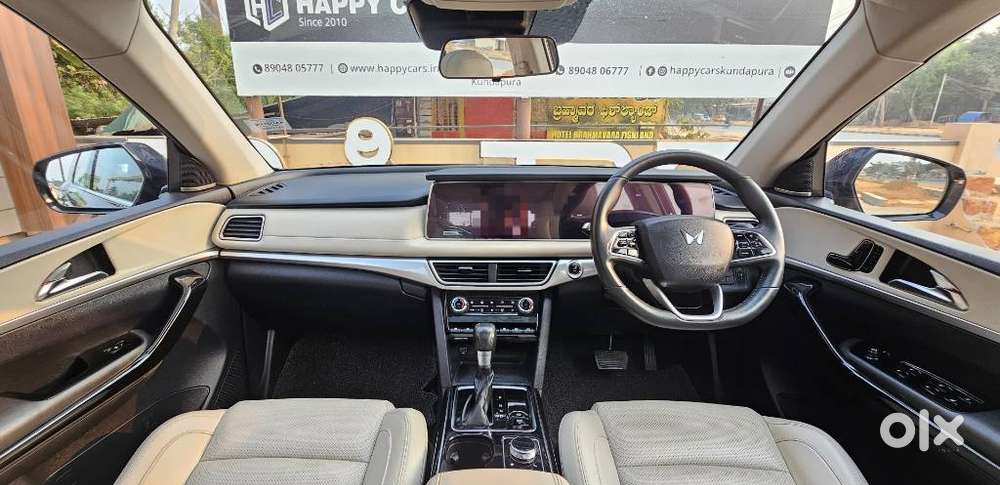 Mahindra Xuv700 2.2 Ax 7 Diesel At Luxury Pack Str, 2022, Diesel