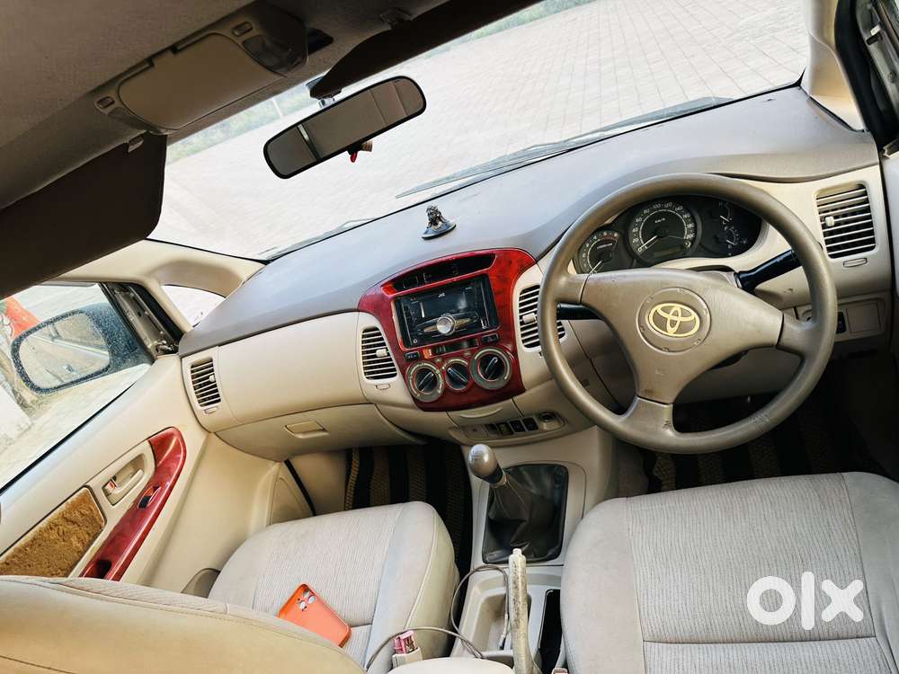 Toyota Innova 2.5 G (diesel) 8 Seater, 2007, Diesel