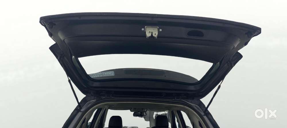 Hyundai Alcazar 2.0 Signature (o) Petrol At 6 Str, 2021, Petrol
