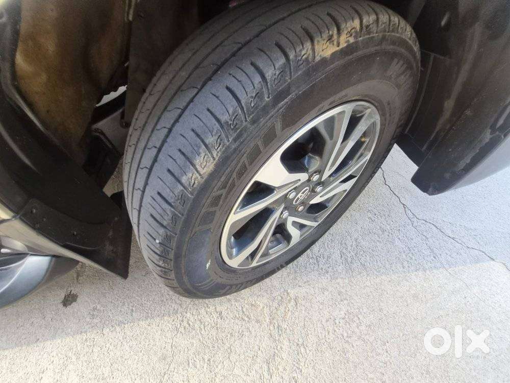 Toyota Innova Crysta 2.4 G Plus Mt 8 Str, 2021, Diesel