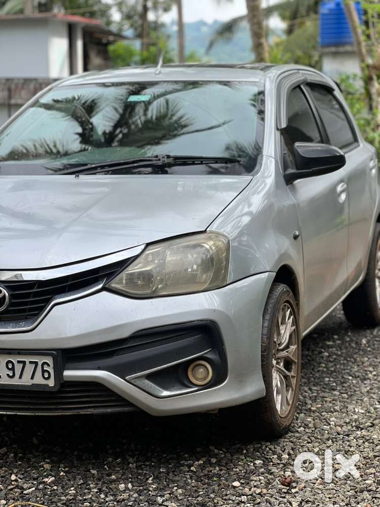 Toyota Etios Liva 2015