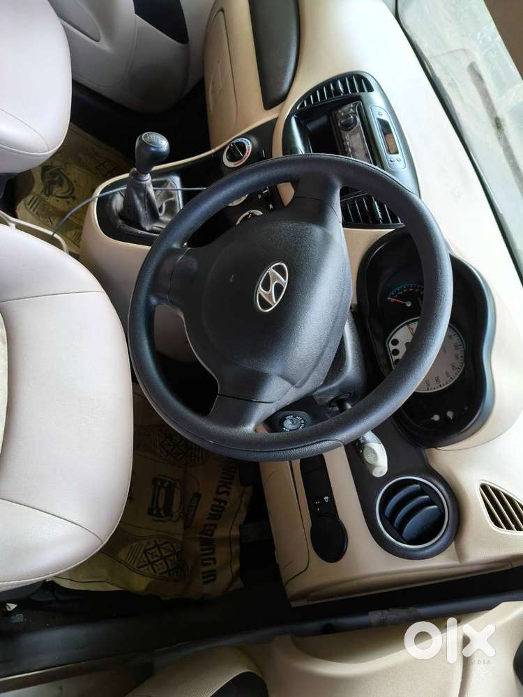 Well Maintained I10 Magna, Serviced At Showroom Regularly