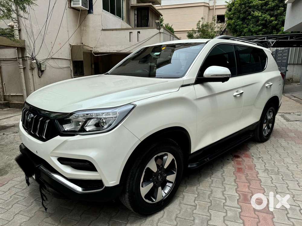 Mahindra Alturas G4 4wd At, 2021, Diesel