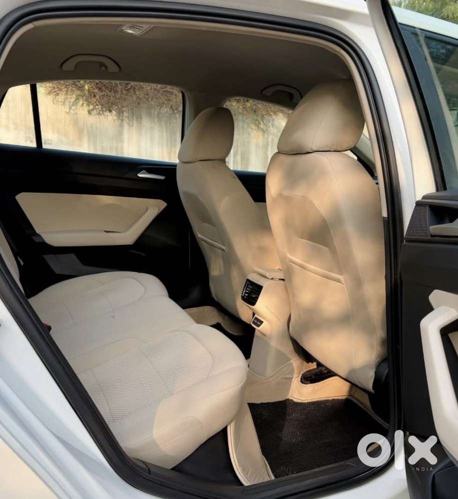 Volkswagen Virtus Highline Plus 1.0 Tsi At, 2023, Petrol