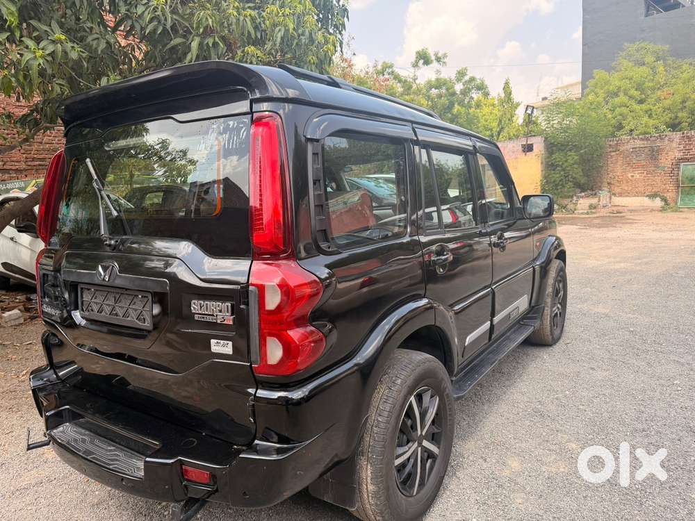 Mahindra Diesel Car 2015