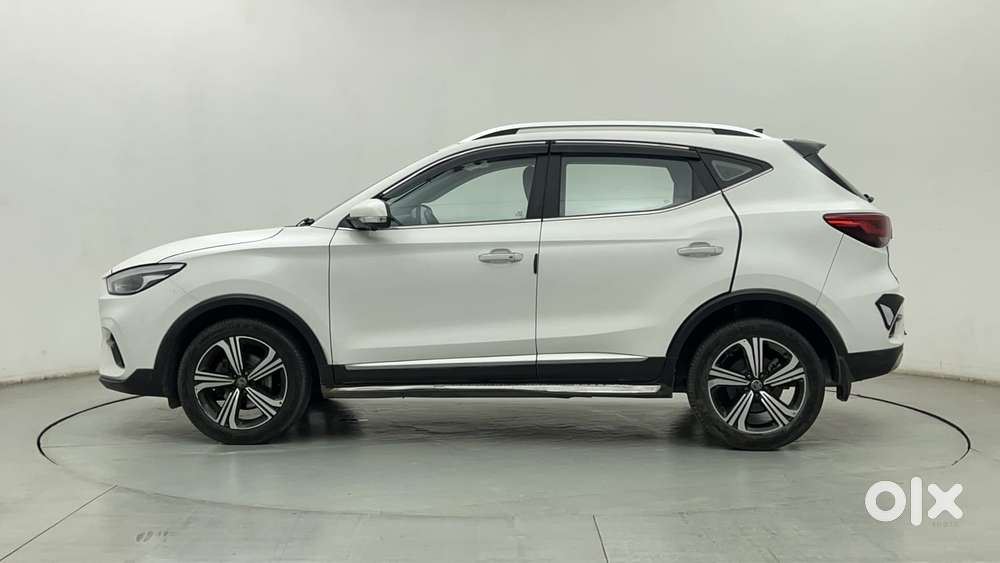 Mg Astor 1.5 Savvy Cvt S Red, 2022, Petrol