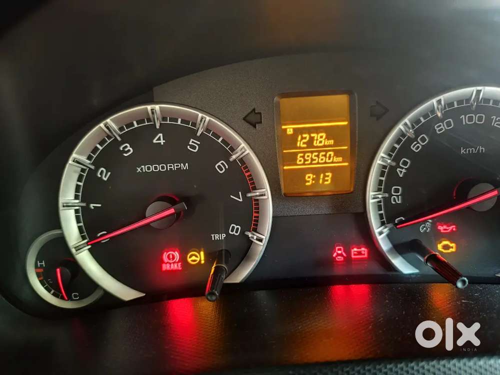 Maruti Suzuki Dzire 2013 Petrol 70000 Km Driven