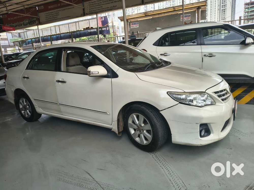 Toyota Corolla Altis, 2013, Petrol
