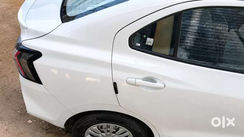 Maruti Suzuki Dzire 1.2 Lxi, 2025, Petrol