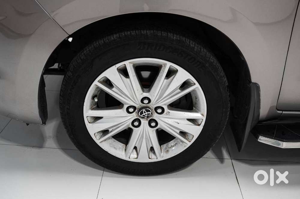 Toyota Innova Crysta 2.8 Zx At, 2017, Diesel