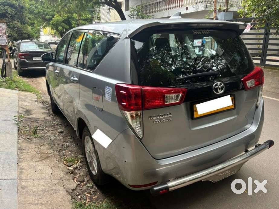 Toyota Innova Crysta 2.4 G Plus Mt 8 Str, 2024, Diesel