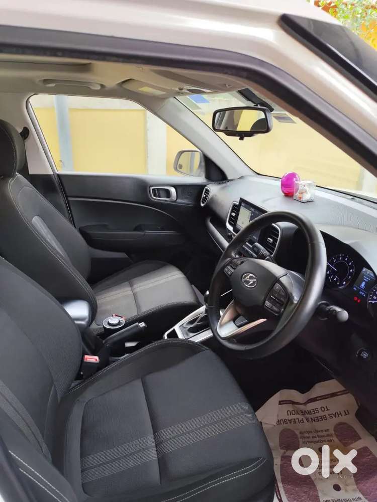Hyundai Venue 2019 Petrol Well Maintained