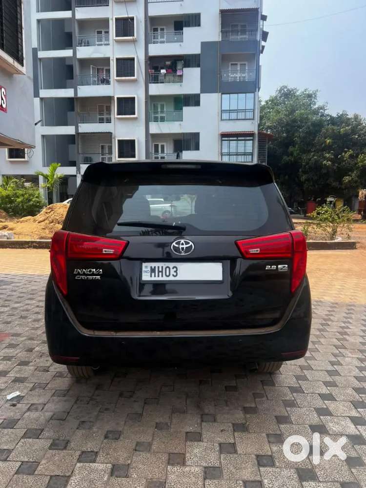 Toyota Innova Crysta 2016