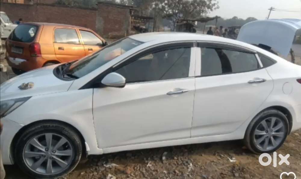 सन 2012 मॉडल सेकंड ऑनर