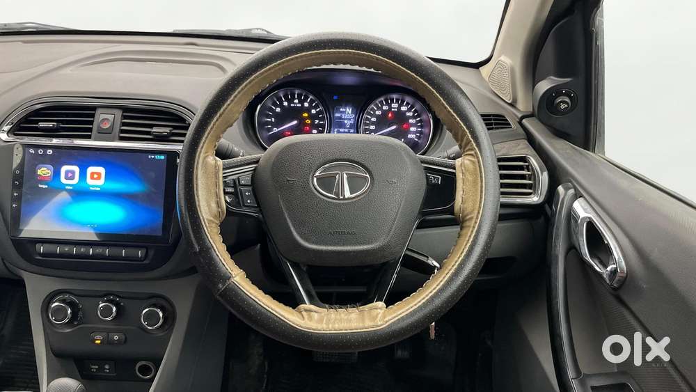 Tata Tigor Xza, 2018, Petrol