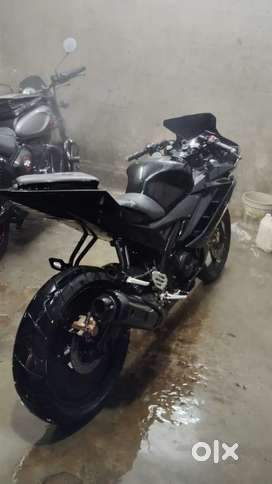 bike r15 model