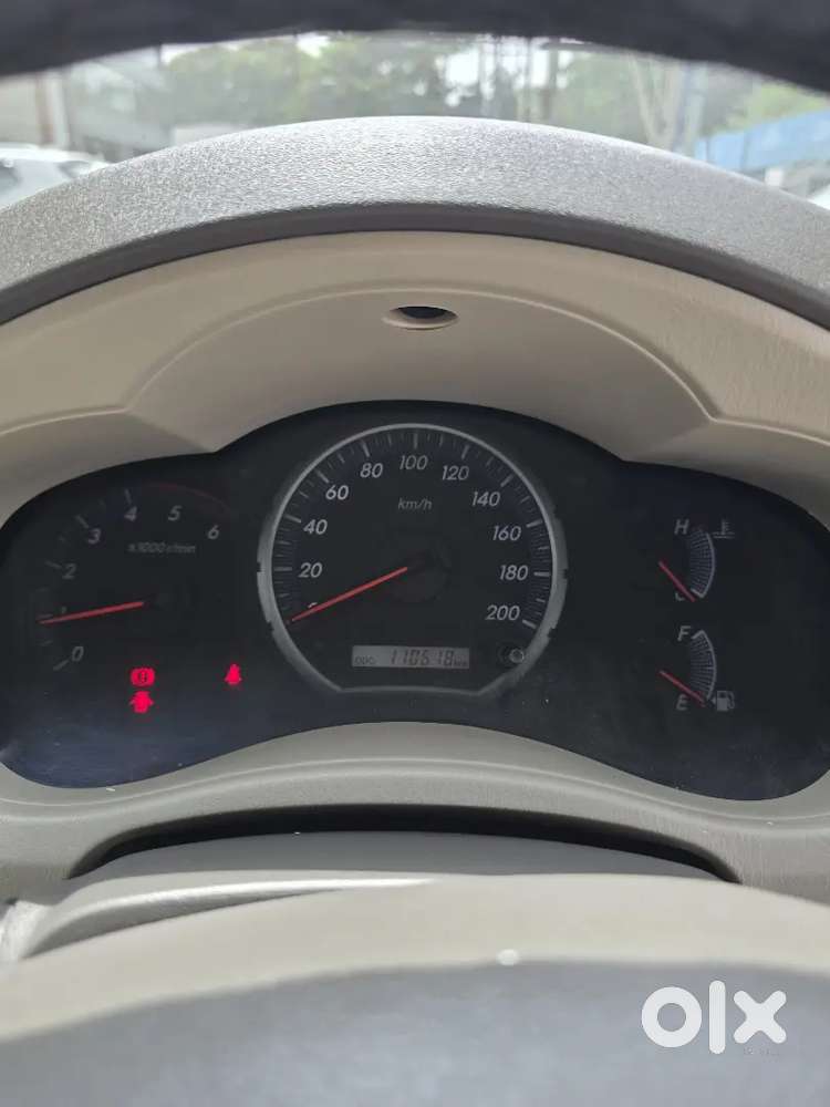 Toyota Innova 2.5 Vx 2014
