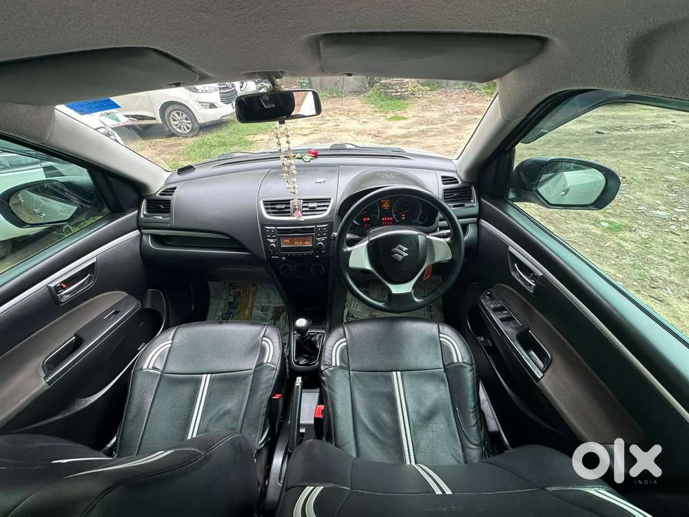 Maruti Suzuki Swift Vxi + Manual, 2017, Petrol