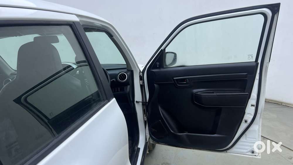 Maruti Suzuki S-presso Vxi Plus Amt, 2019, Petrol