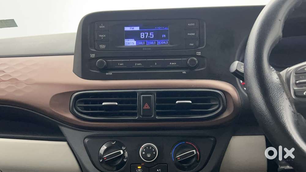 Hyundai Aura [2023-ongoing] 1.2 S Petrol Manual, 2021, Petrol
