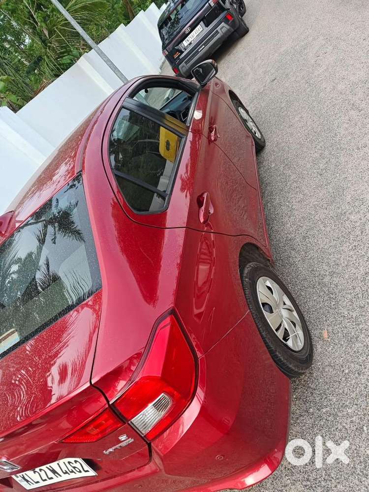 Neat Honda Amaze 2019