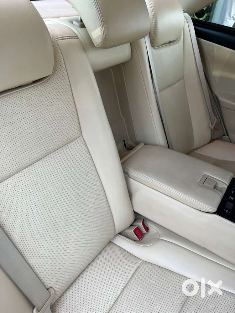 Toyota Camry Hybrid 2015 Model With Excellent Condition