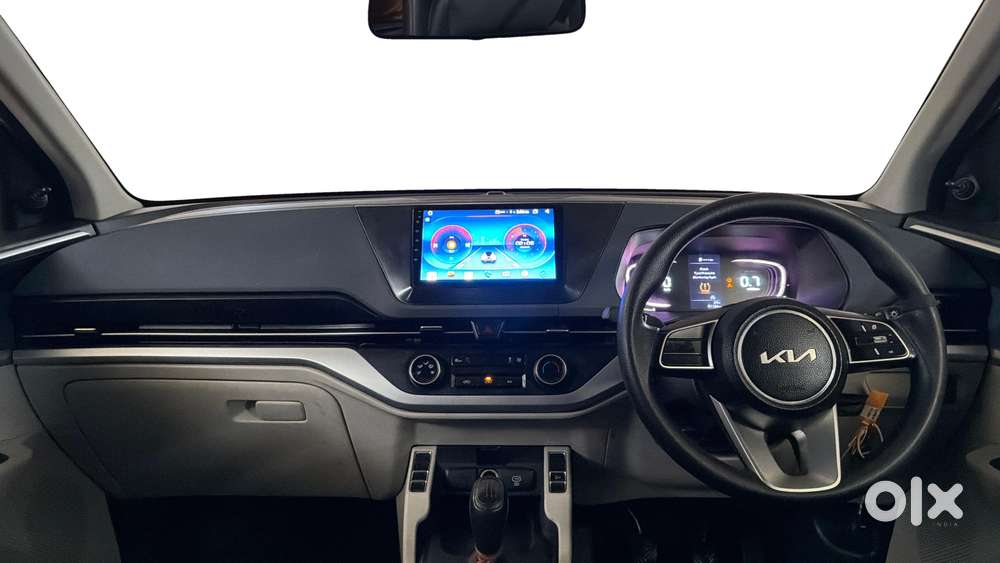 Kia Carens 1.5 Premium 7 Str, 2023, Petrol