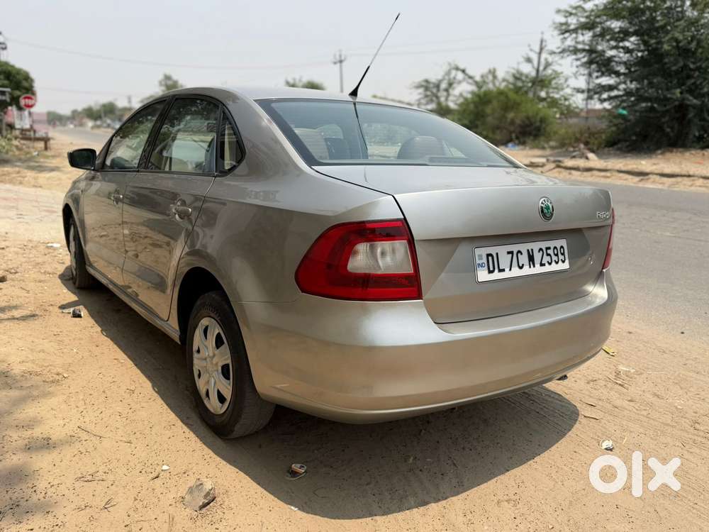 Skoda Rapid 1.5 Tdi Manual Active  Ambition Style, 2011, Petrol