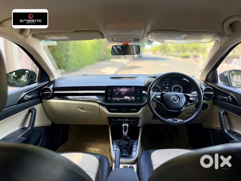 Skoda Slavia Ambition 1.0l Tsi At, 2024, Petrol