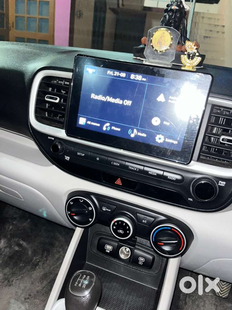 Hyundai Venue Petrol 2023