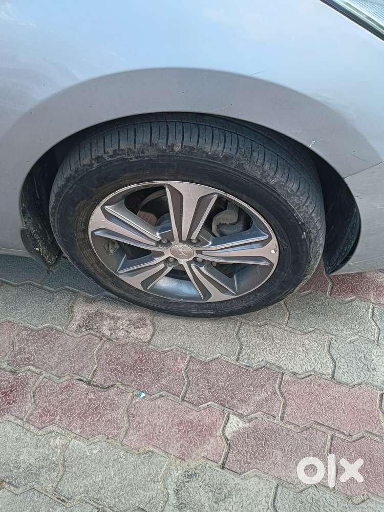 Hyundai Verna 1.6 Sx (o) Vtvt, 2018, Petrol