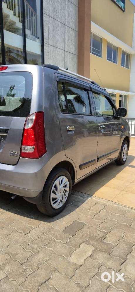 Maruti Suzuki Wagon R Amt Vxi, 2016, Petrol