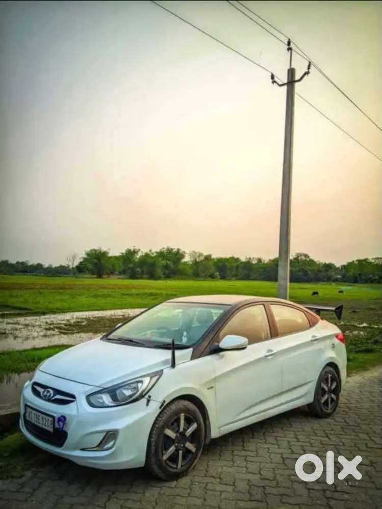 2013 Hyundai Verna Manual Petrol Car