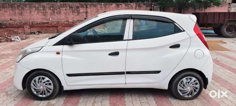 Hyundai Eon Era +, 2017, Petrol
